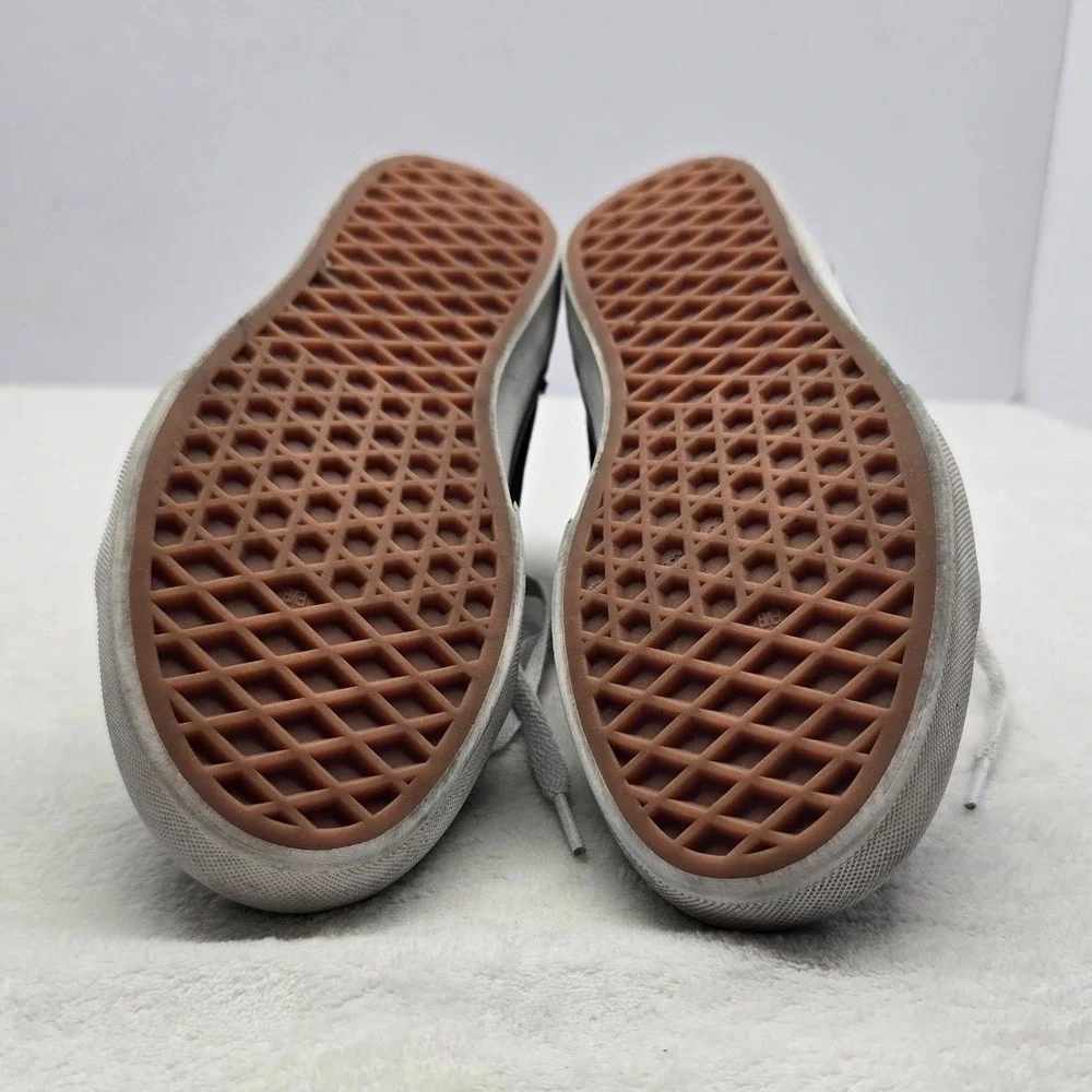 Vans Sk8-Hi High Top Sneakers Black White Suede Canvas Skate Shoes Youth 4.0